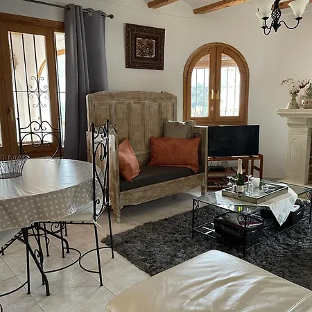 Mediterranean Escape With Garden Villa *