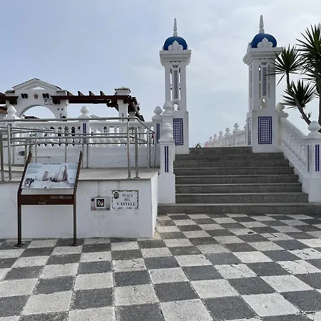 Mediterranean Escape With Garden Вилла